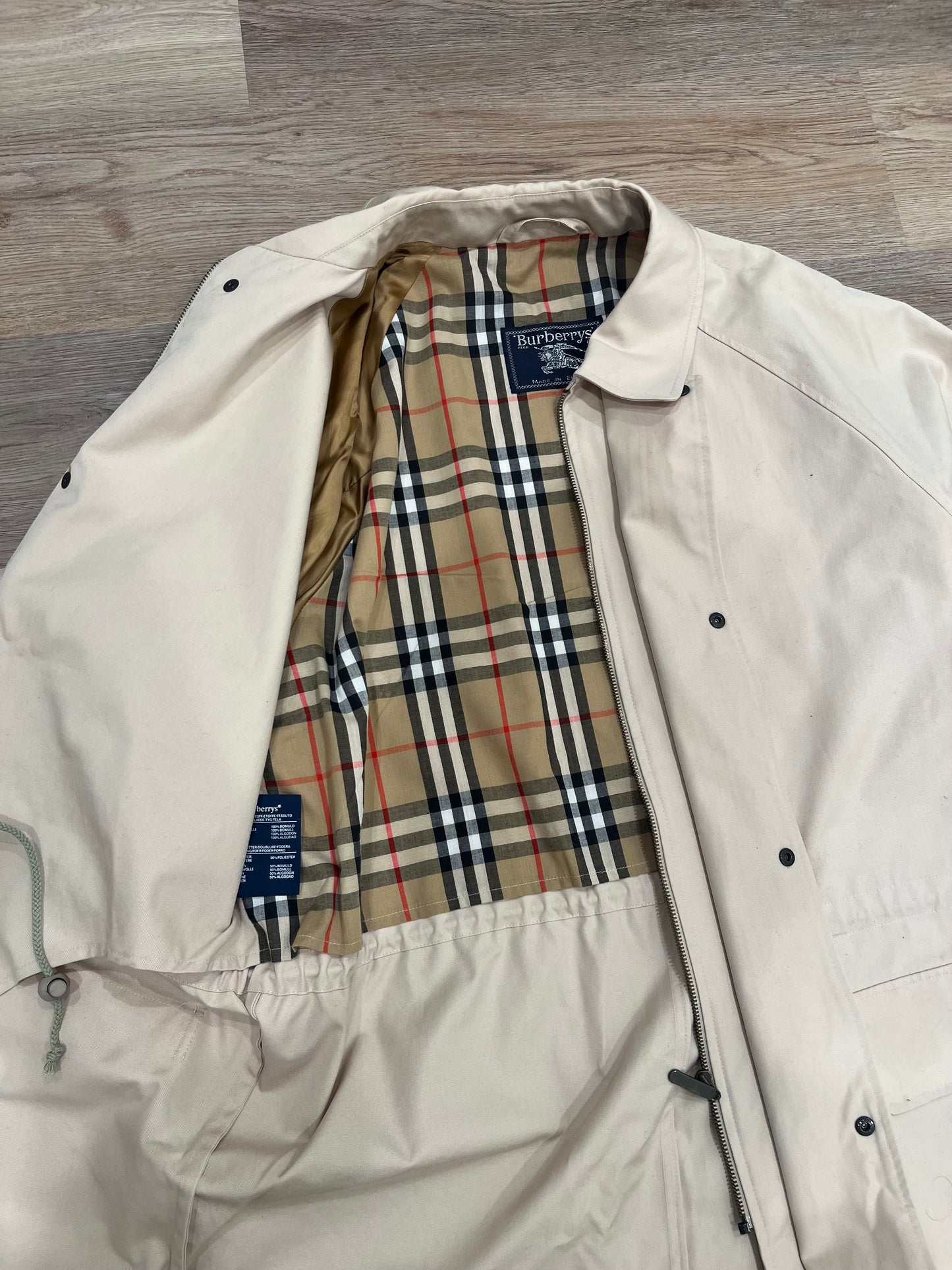 1990’s Burberrys Trench Coat
